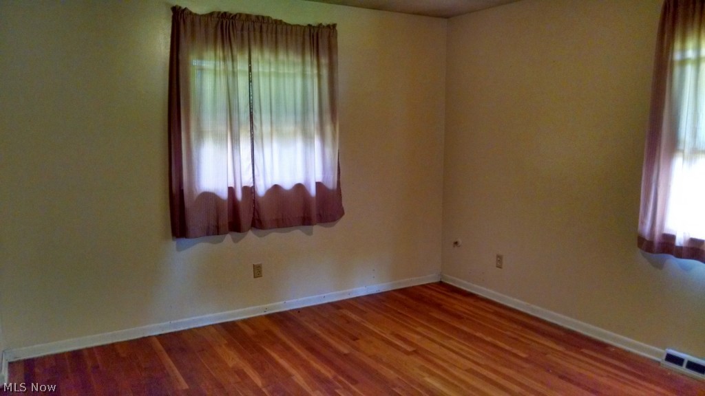 4033 Milo Road Northwest Carrollton, OH 44615 - Photo 3 of 6 Gallery Image 3
