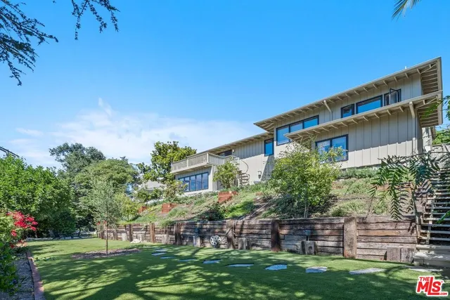 $2,250,000 | 13201 Cheltenham Drive, Sherman Oaks, CA 91423