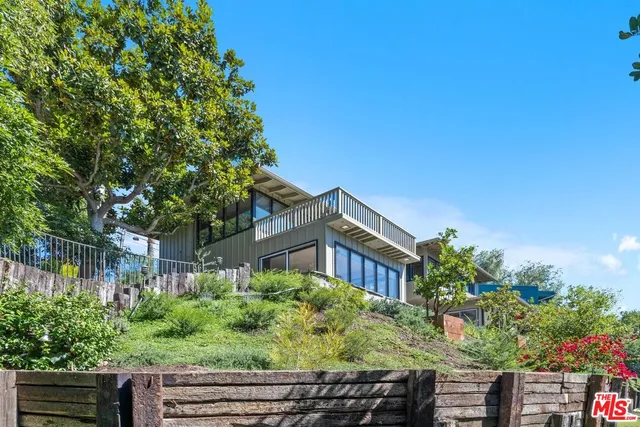 $2,250,000 | 13201 Cheltenham Drive, Sherman Oaks, CA 91423