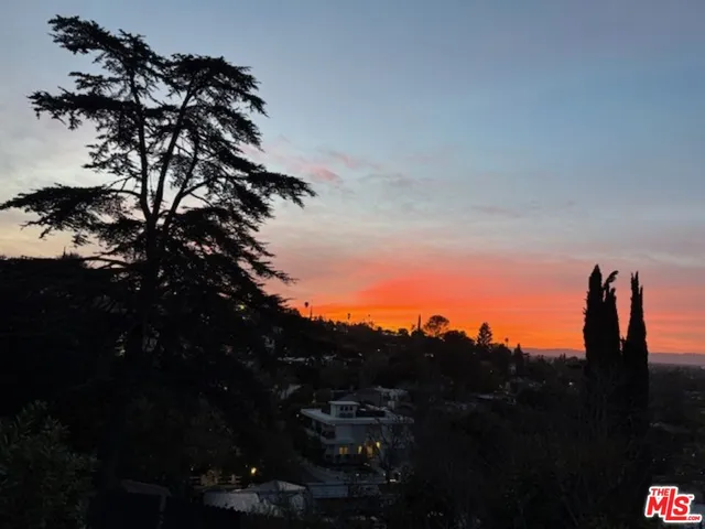 $2,250,000 | 13201 Cheltenham Drive, Sherman Oaks, CA 91423