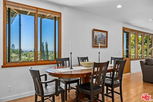 $2,250,000 | 13201 Cheltenham Drive, Sherman Oaks, CA 91423