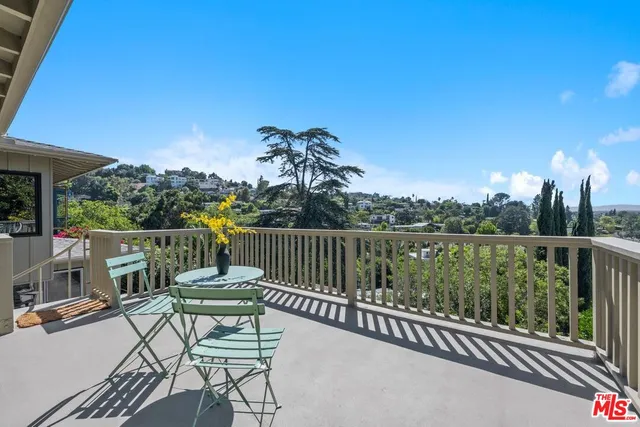 $2,250,000 | 13201 Cheltenham Drive, Sherman Oaks, CA 91423