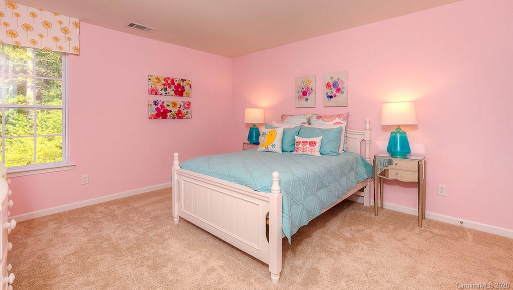 6312 Lantern Ridge Road Charlotte, NC 28215 - Photo 16 of 30