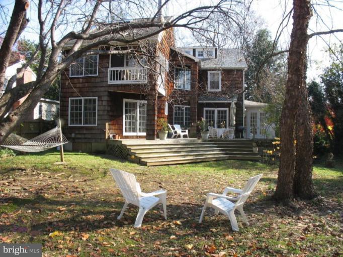 6410 Pinehurst Road Baltimore, MD 21212 - Photo 29 of 30 GREAT YARD, SWING, SHED, LARGE DECK!