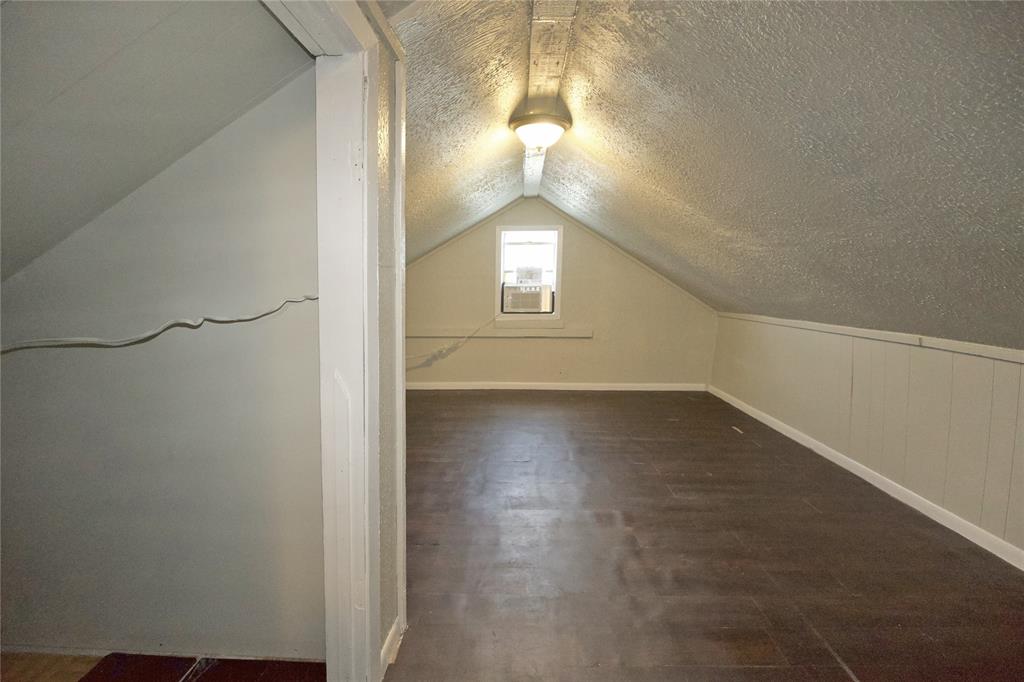 901 North Howeth Street Gainesville, TX 76240 - Photo 22 of 24