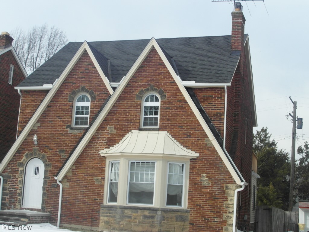 1222 Castleton Road Cleveland, OH 44121 - Photo 31 of 32