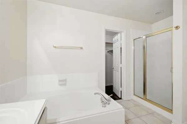 a view of walk in closet