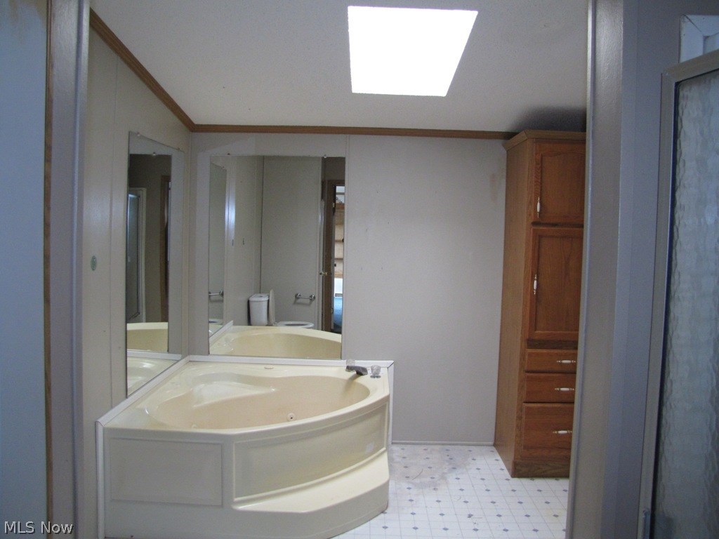 7730 Kennard Road Lodi, OH 44254 - Photo 7 of 15 master bath