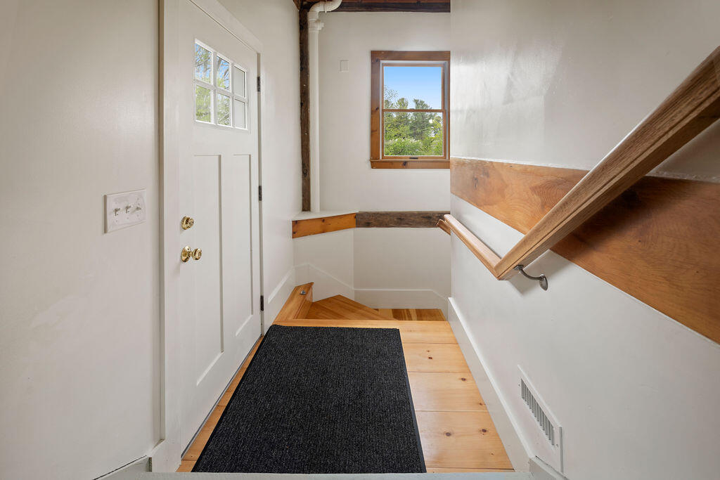 427 Haley Road, Unit A Kittery, ME 03905 - Photo 16 of 36 IMG_0393
