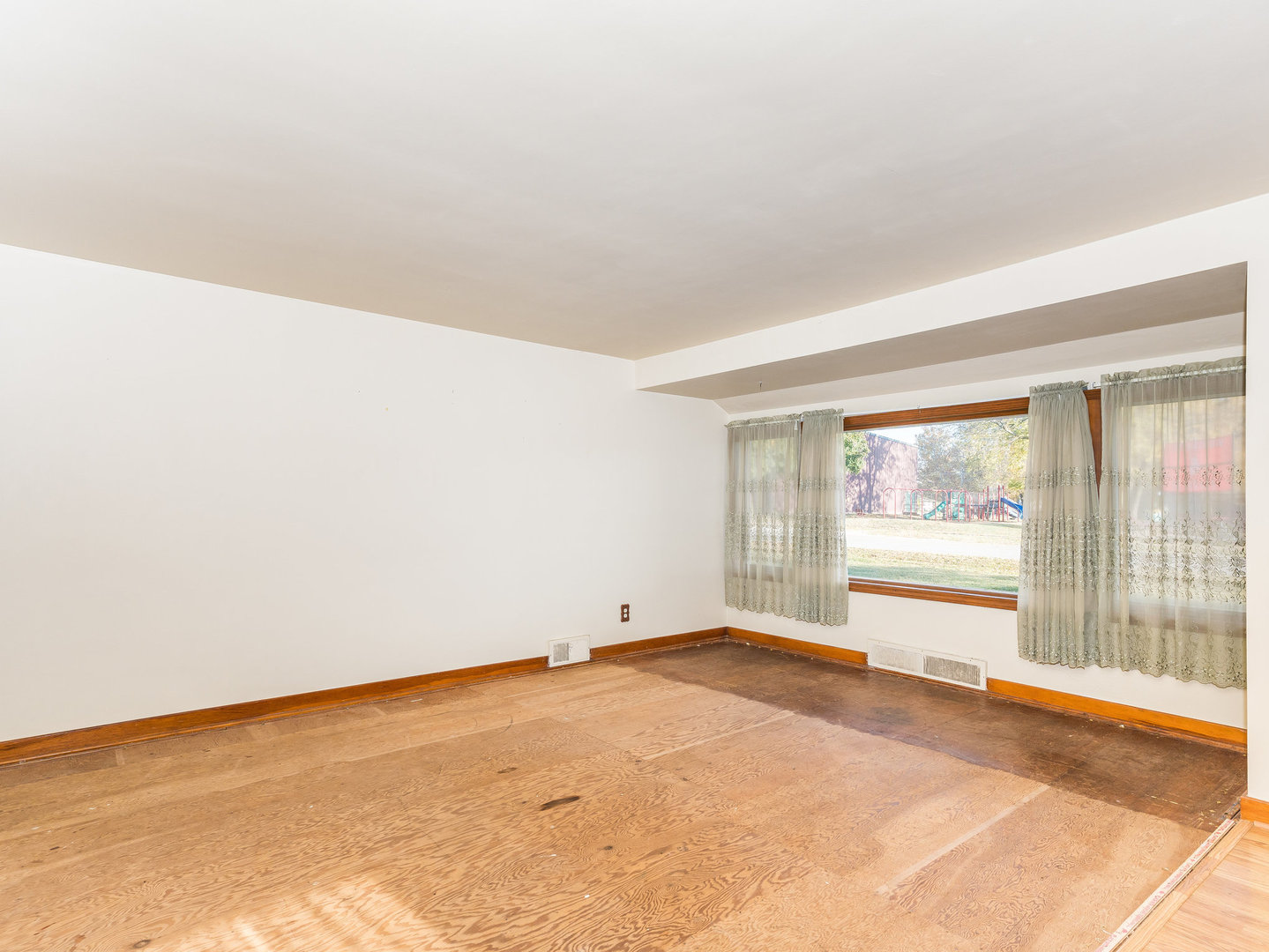 25008 South Tryon Street Channahon, IL 60410 - Photo 4 of 18 Gallery Image 4
