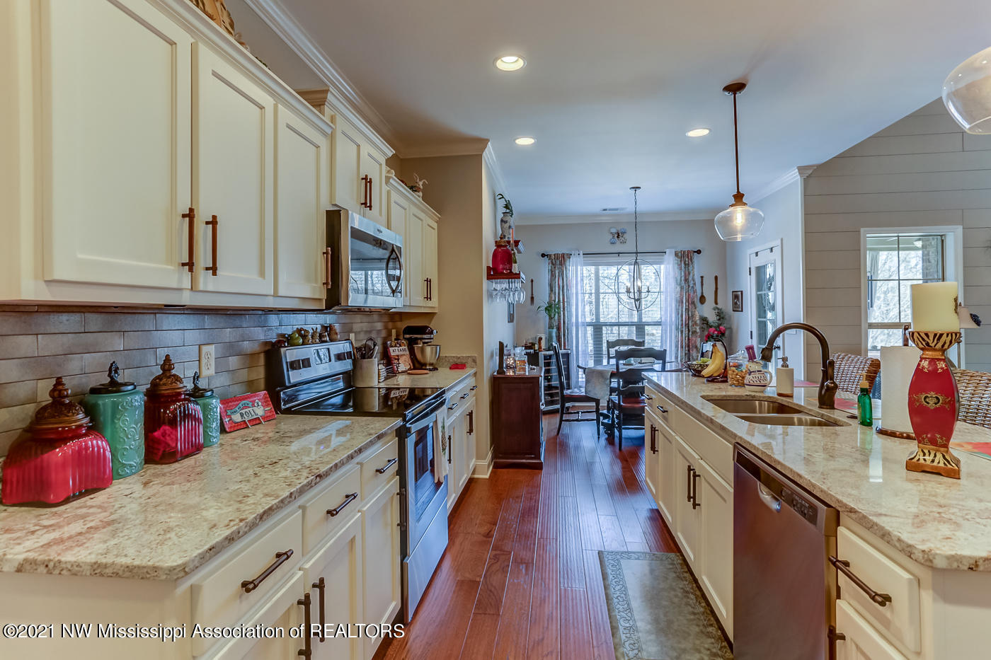3642 Madison Ridge Hernando, MS 38632 - Photo 14 of 47 G22A3945_6_7_8_9