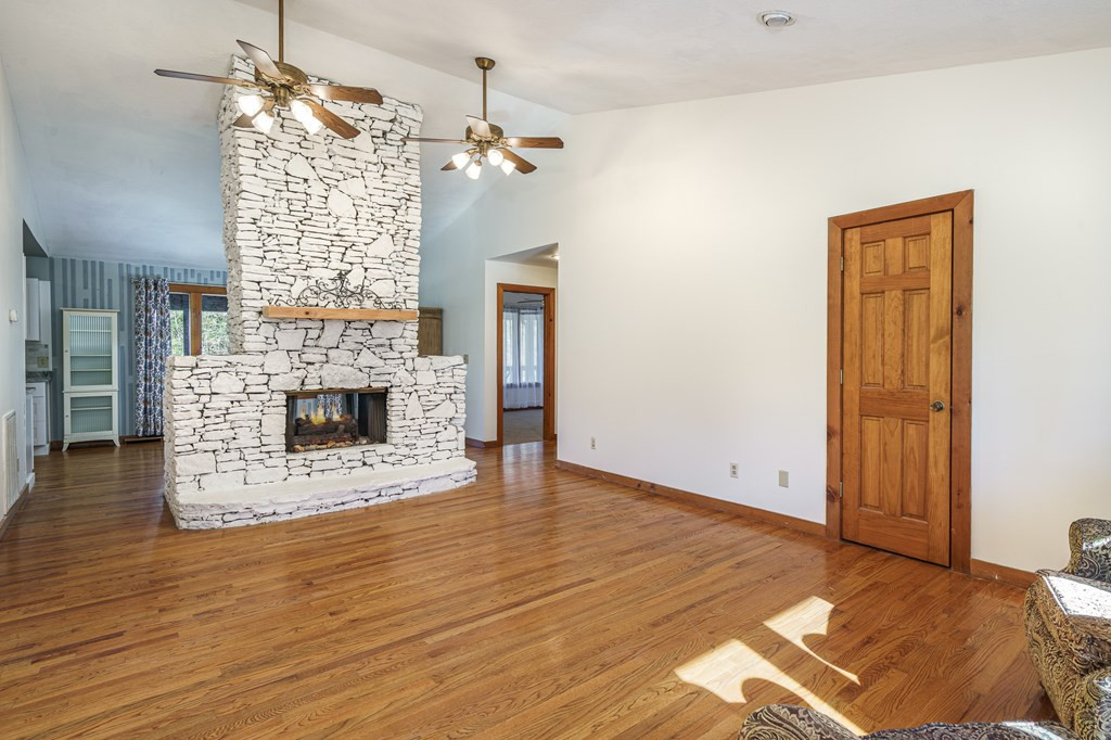 1792 Wolfcreek Road Murphy, NC 28906 - Photo 9 of 54