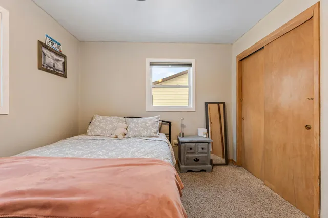 $259,900 | 115 3rd Street Southeast, Plainview, MN 55964