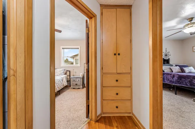 $259,900 | 115 3rd Street Southeast, Plainview, MN 55964