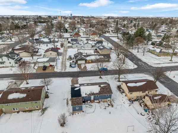 $254,900 | 115 3rd Street Southeast, Plainview, MN 55964