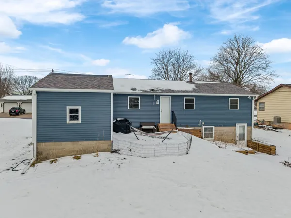 $254,900 | 115 3rd Street Southeast, Plainview, MN 55964