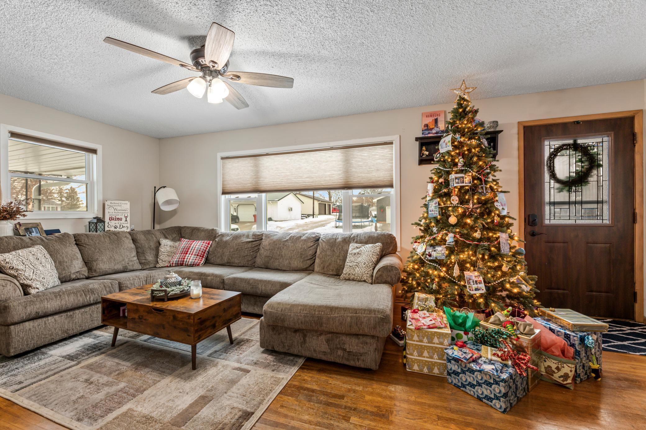 115 3rd Street Southeast Plainview, MN 55964 - Photo 9 of 22