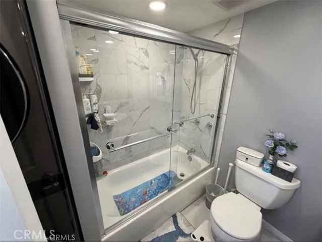 $210,000 | 715 West 220th Street, Torrance, CA 90502