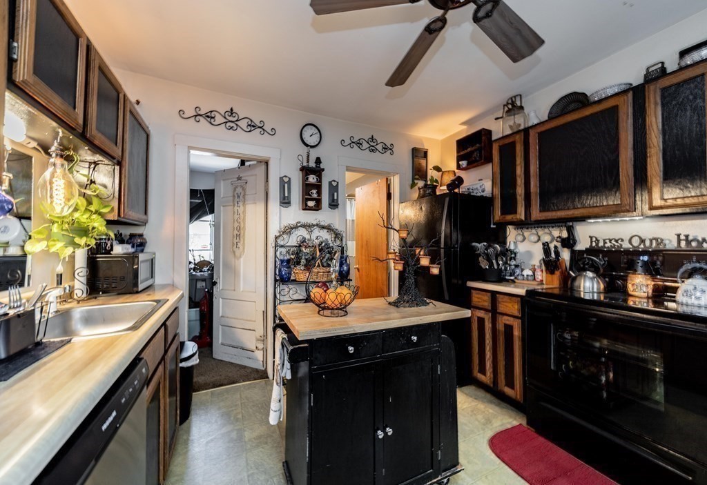 321-323 Orange Street Springfield, MA 01108 - Photo 14 of 42 Gallery Image 14