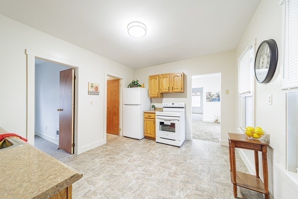 321-323 Orange Street Springfield, MA 01108 - Photo 19 of 42 Gallery Image 19