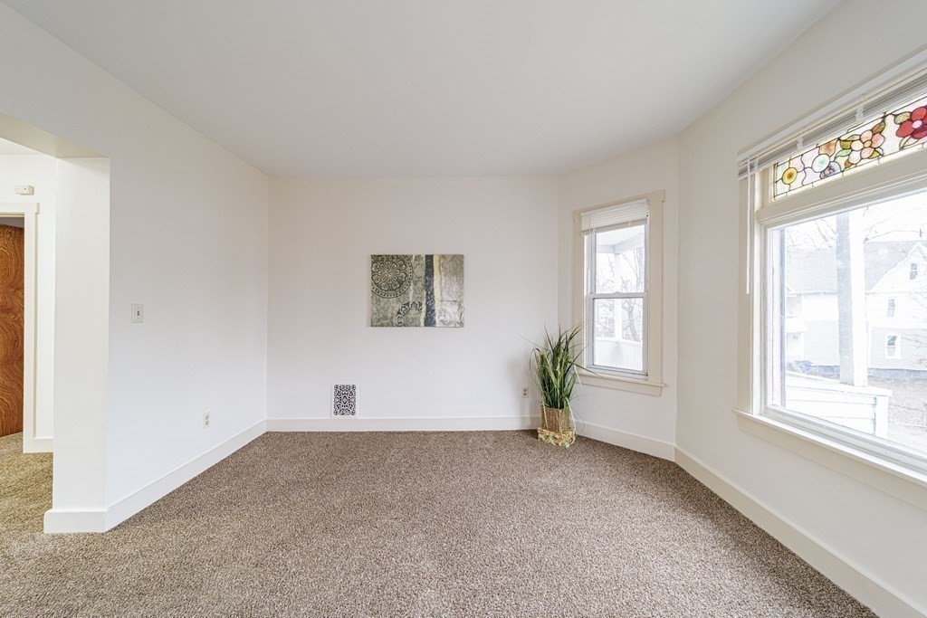 321-323 Orange Street Springfield, MA 01108 - Photo 27 of 42 Gallery Image 27