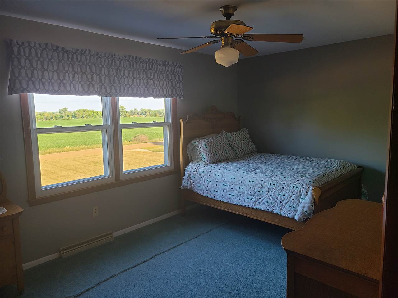 5568 South State Road Durand, MI 48429 - Photo 23 of 29 50022460-22.JPG