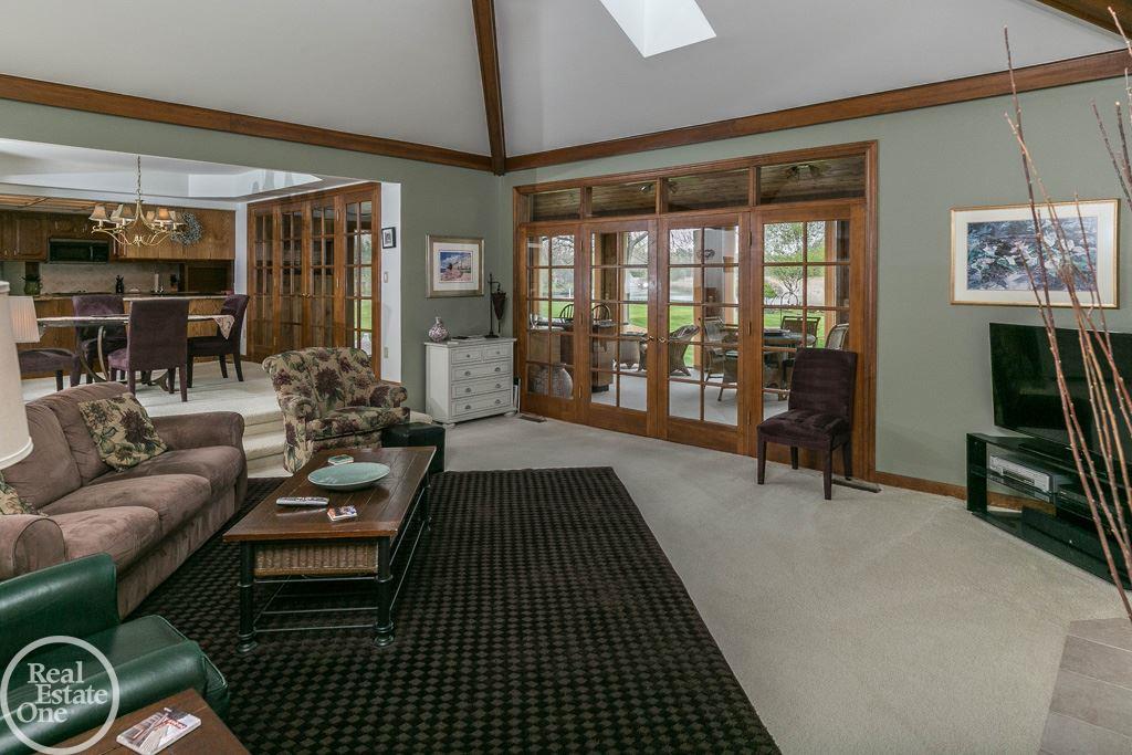 32411 Sutton Road New Baltimore, MI 48047 - Photo 11 of 42