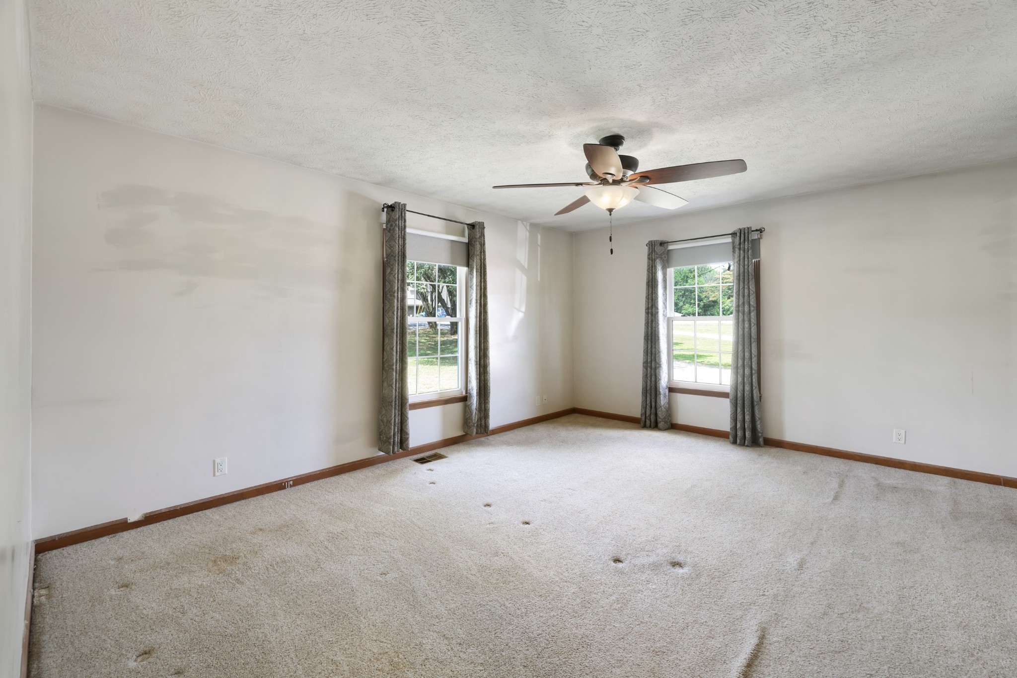2736 Gideon Road Greenbrier, TN 37073 - Photo 14 of 33