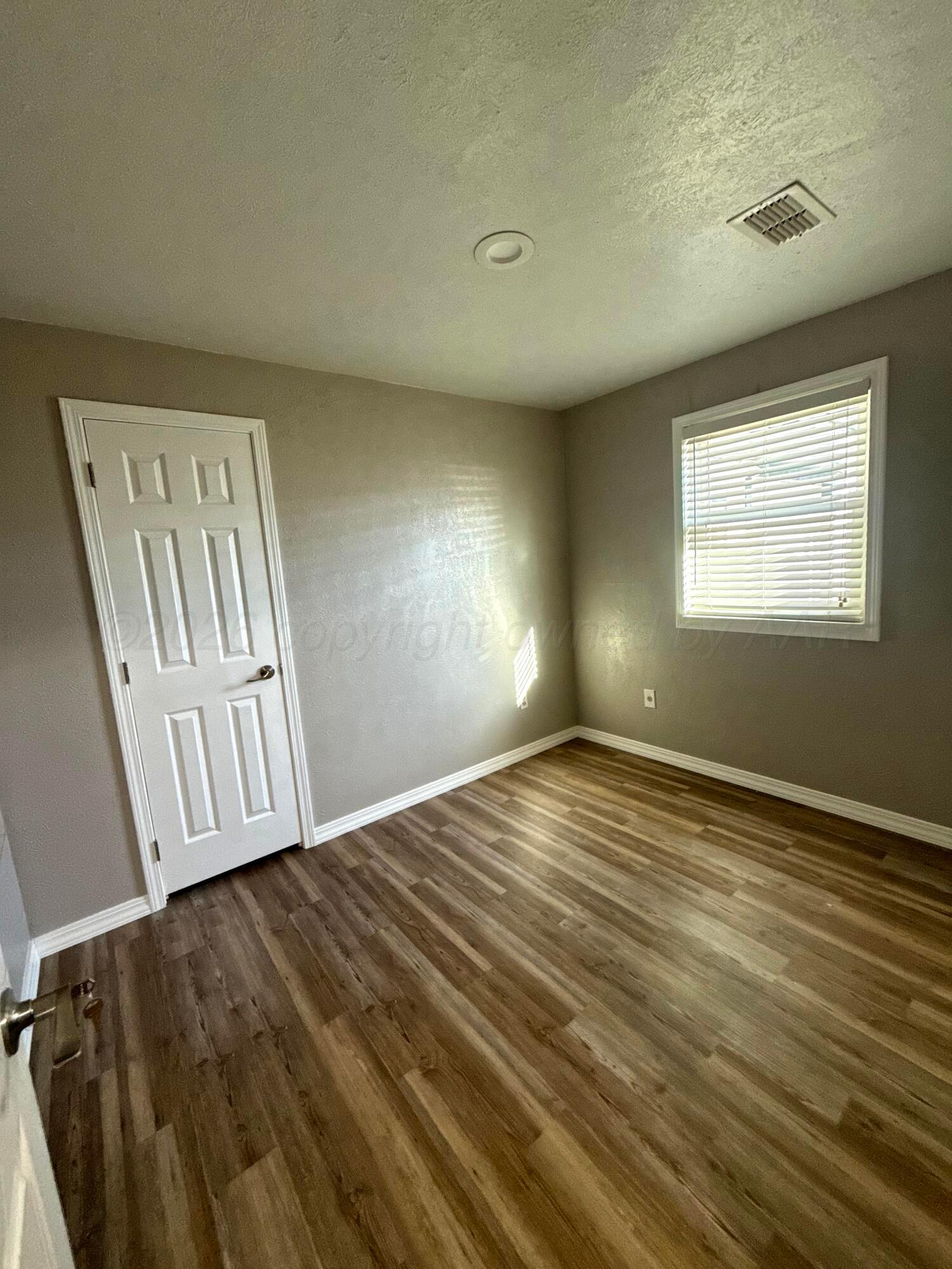 609 South Drake Street Perryton, TX 79070 - Photo 7 of 17 IMG_3746_easyHDR-natural