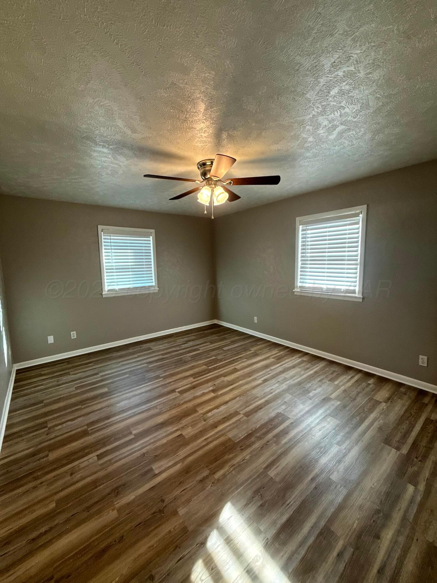 609 South Drake Street Perryton, TX 79070 - Photo 9 of 17 IMG_3768_easyHDR-natural