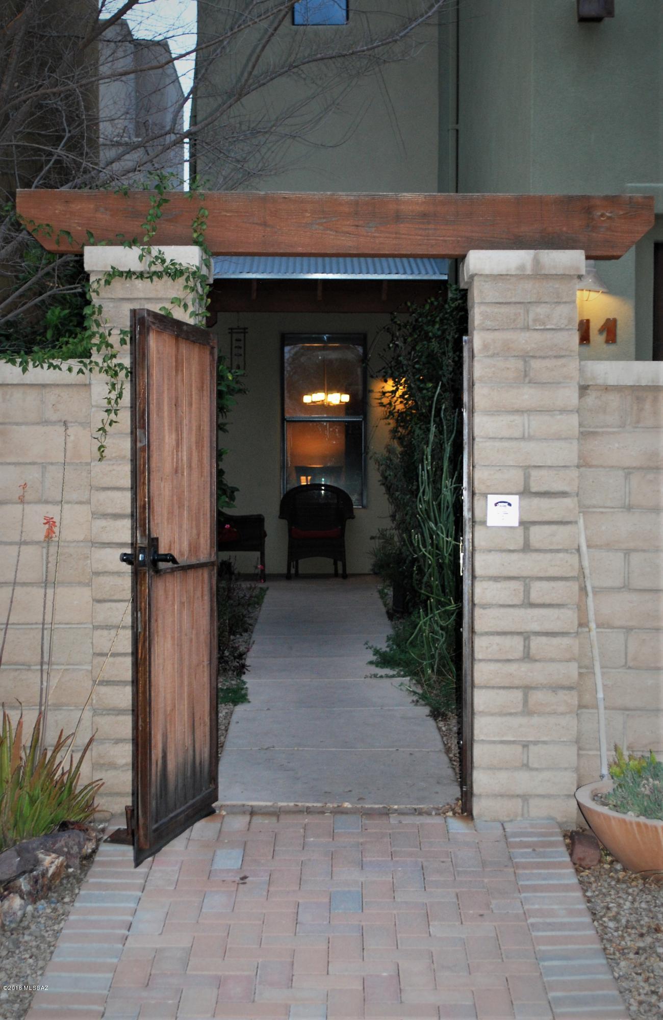 311 East Calderwood Road Tucson, AZ 85704 - Photo 2 of 19 Gallery Image 2