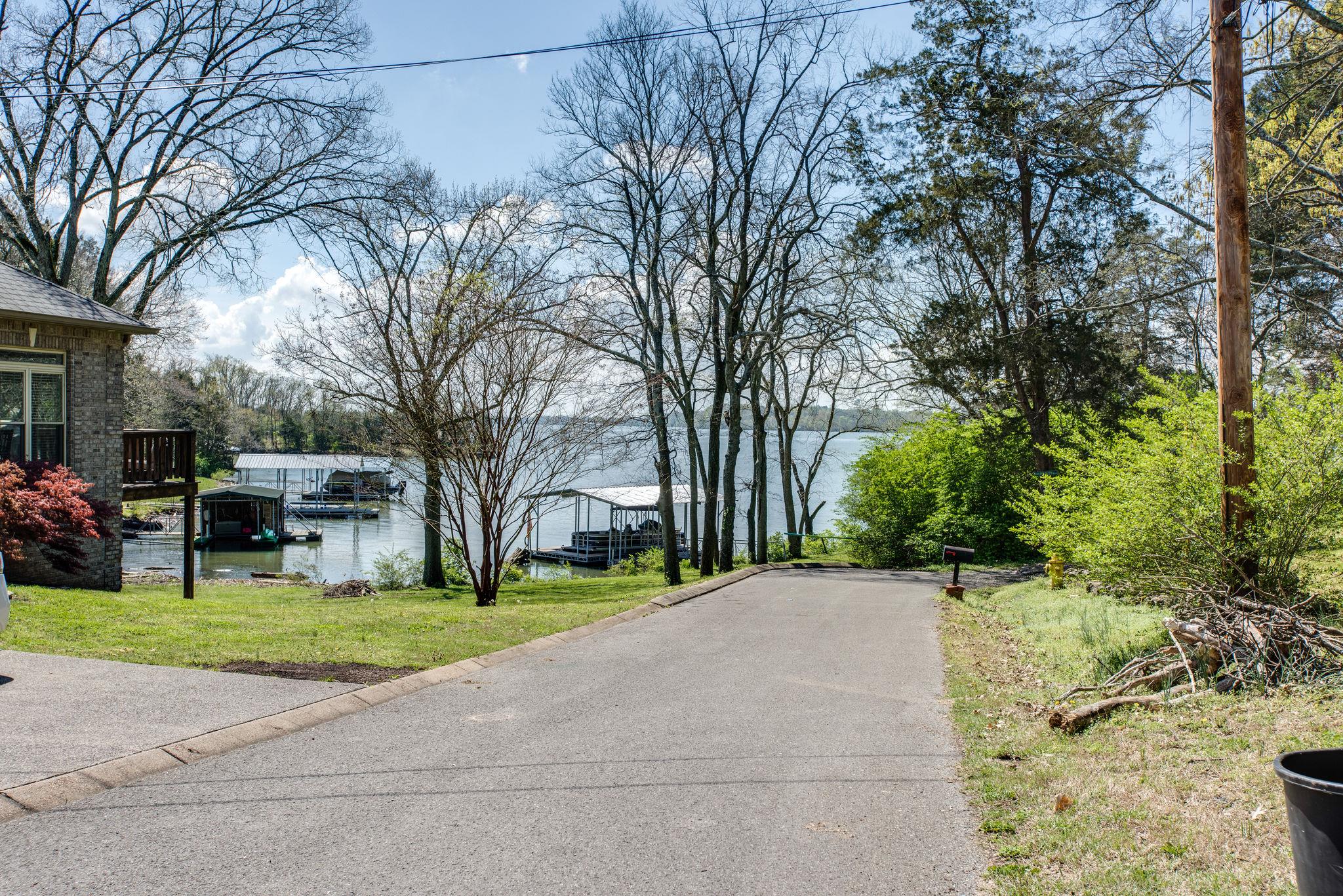 131 Rice Road Hendersonville, TN 37075 - Photo 21 of 23 Walk to the lake just around the block