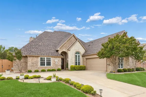 $525,000 | 6501 Falcon Crest Lane, Sachse, TX 75048
