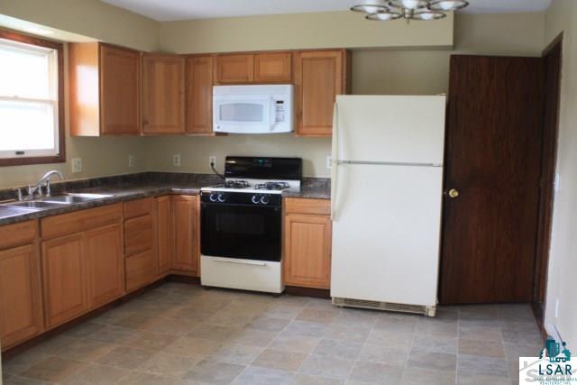 4584 22nd Road South Range, WI 54874 - Photo 5 of 17