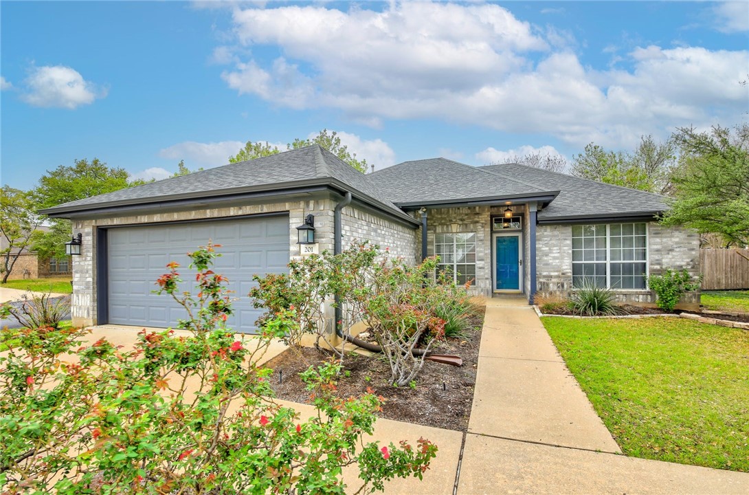 201 Rio Vista Drive Georgetown, TX 78626 - Photo 1 of 1