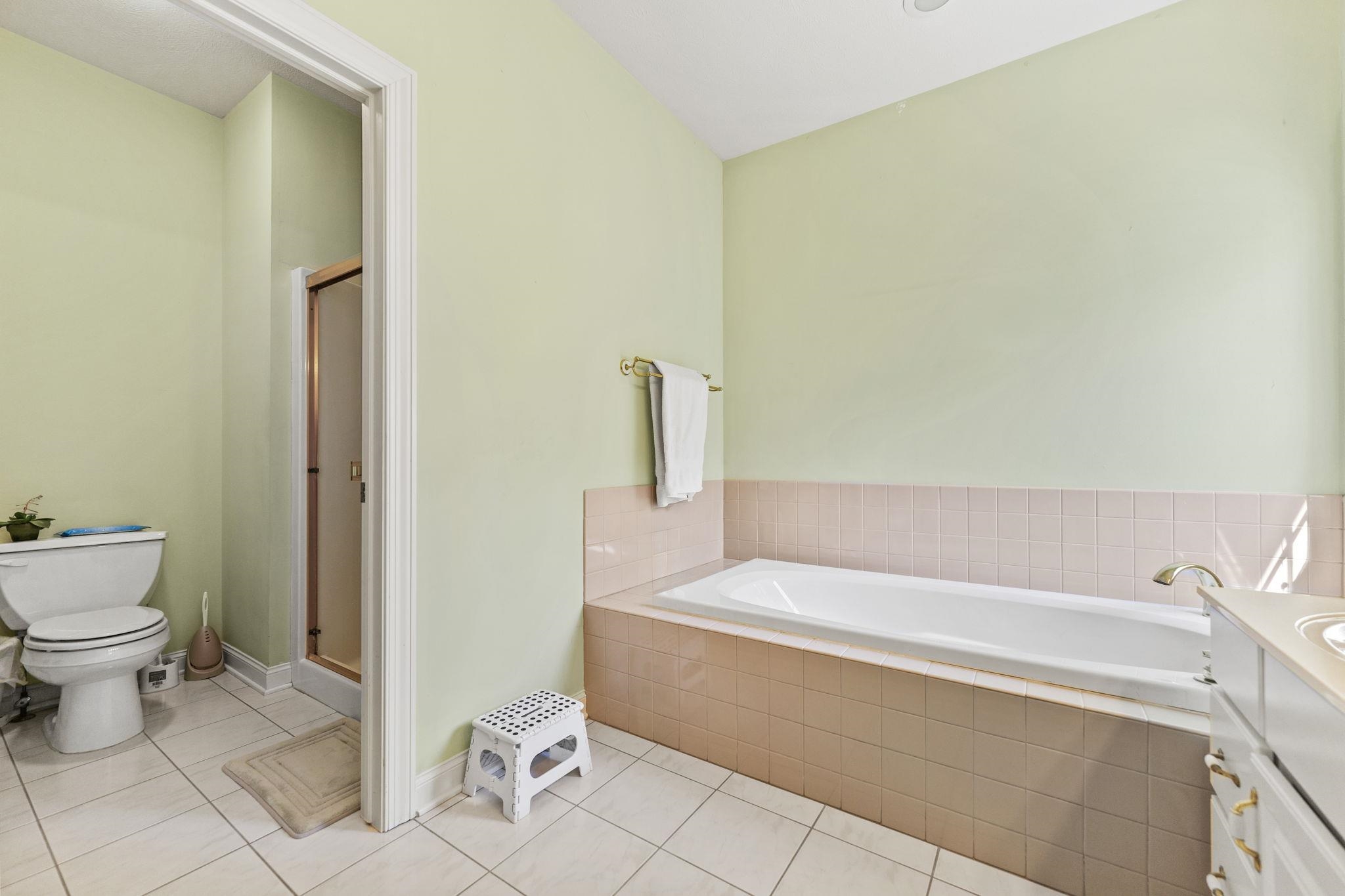 638 Roxbury Road Rockford, IL 61107 - Photo 21 of 40