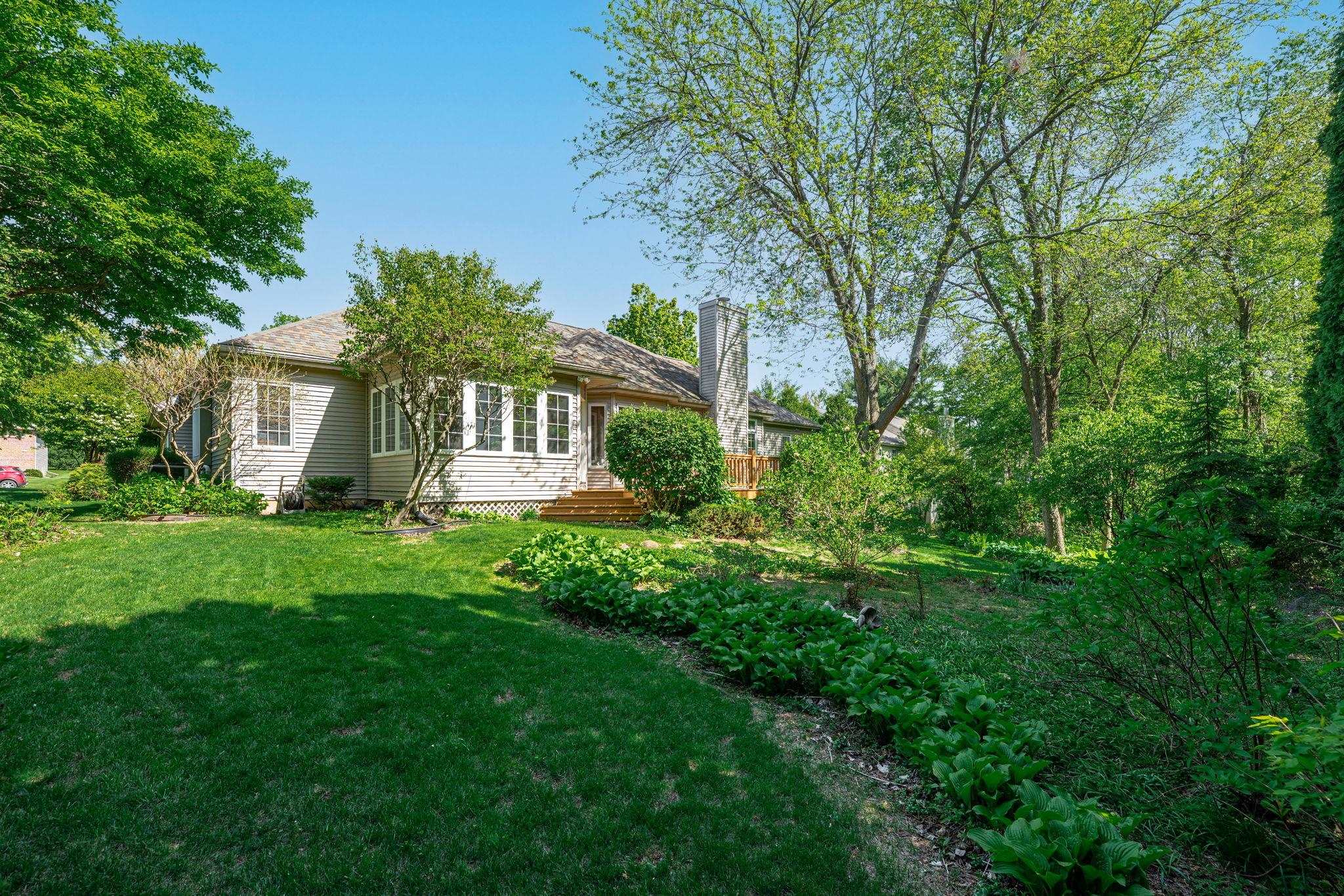 638 Roxbury Road Rockford, IL 61107 - Photo 37 of 40