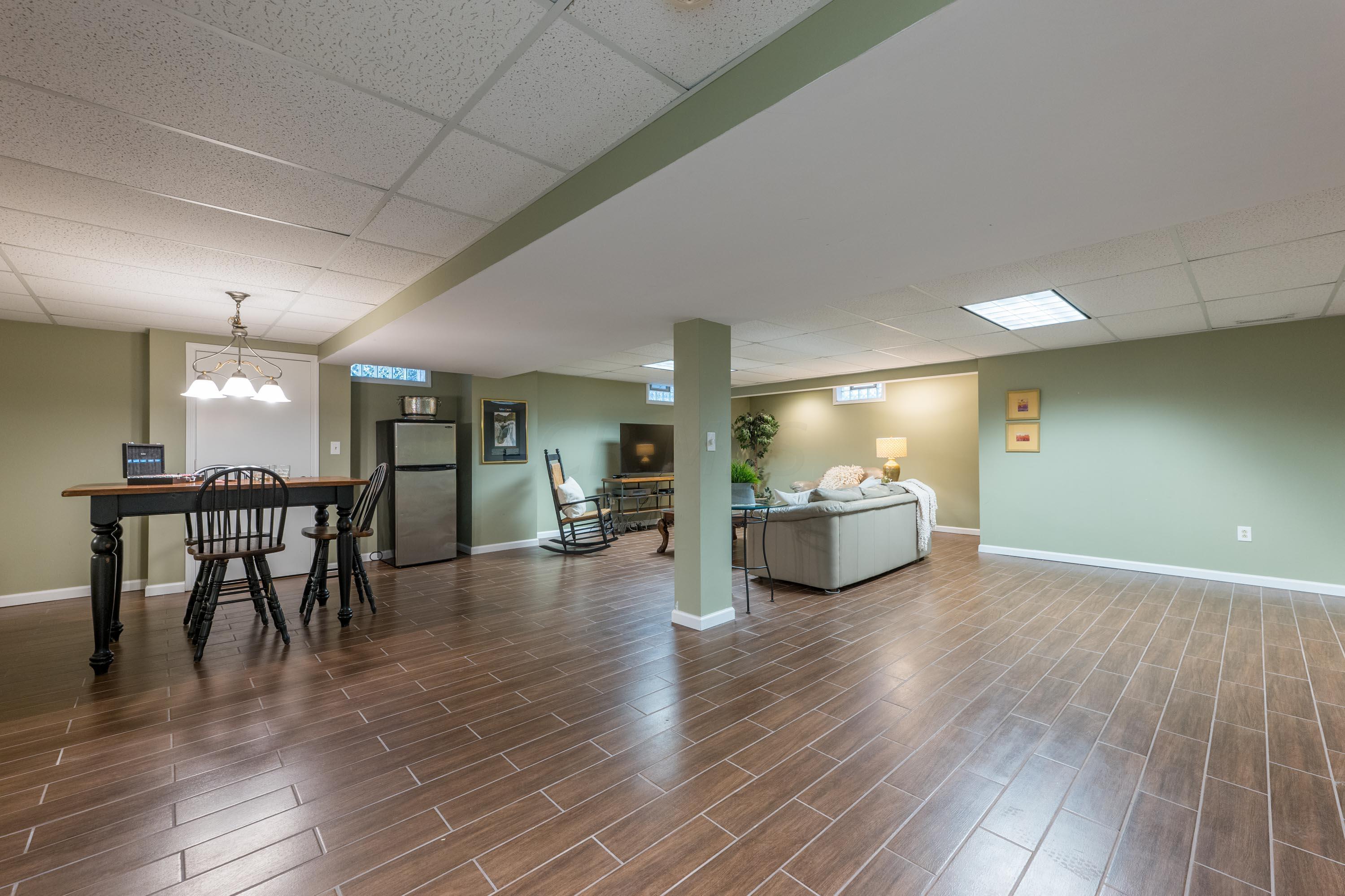 8253 Rookery Way Westerville, OH 43082 - Photo 81 of 107 086P1577045