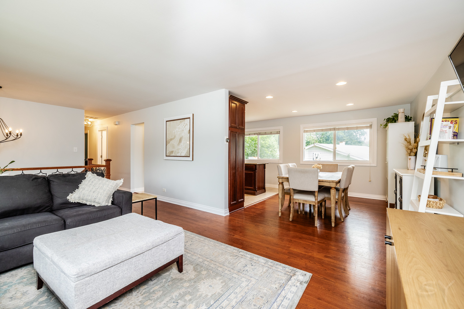 846 East Baldwin Road Palatine, IL 60074 - Photo 5 of 27 Gallery Image 5