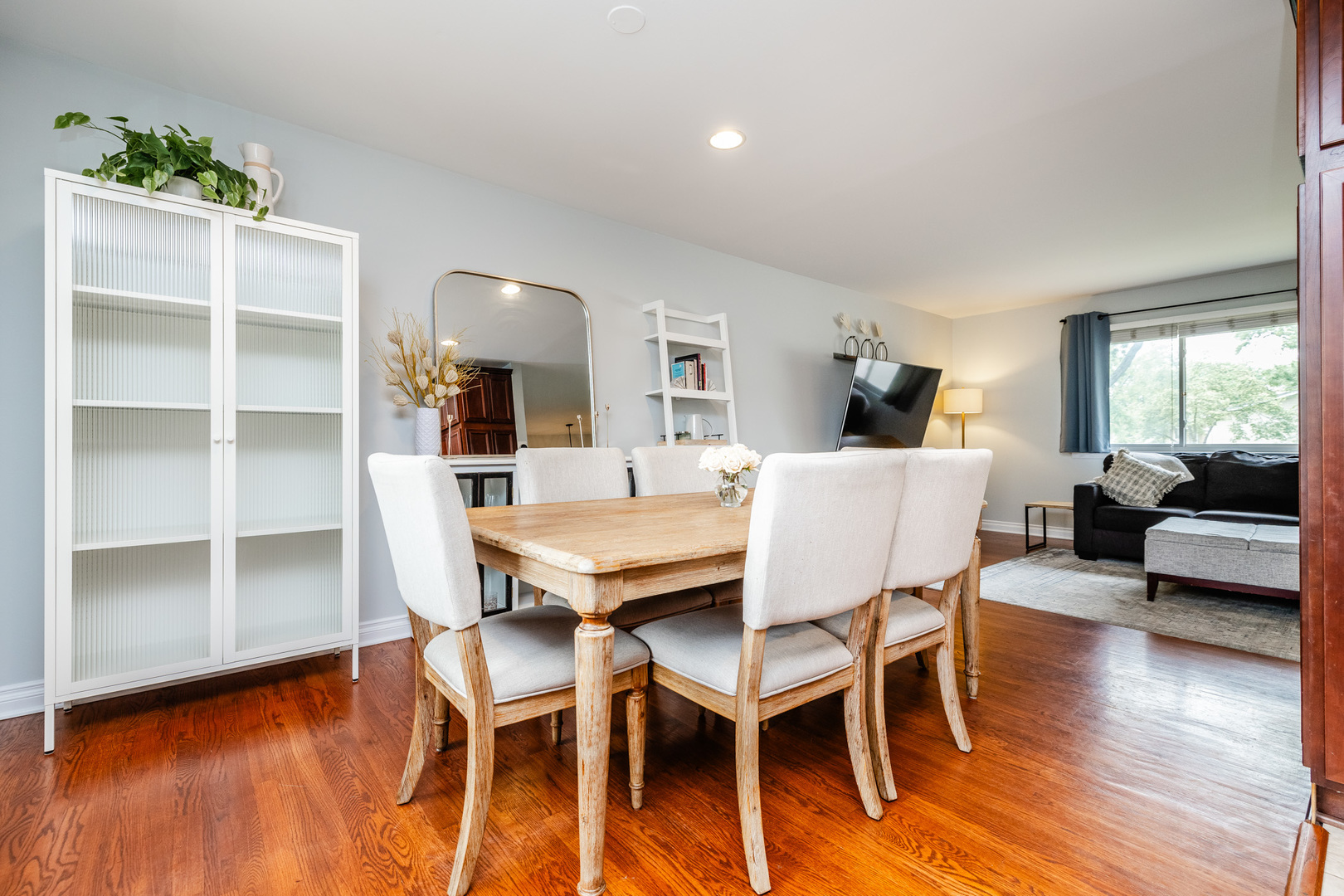 846 East Baldwin Road Palatine, IL 60074 - Photo 6 of 27 Gallery Image 6