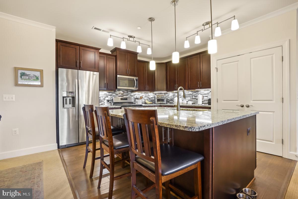 10530 Resort Road, Unit 209 Ellicott City, MD 21042 - Photo 20 of 44 Full Kitchen