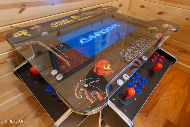 $549,000 | 1132 Pinyon Circle, Sevierville, TN 37863