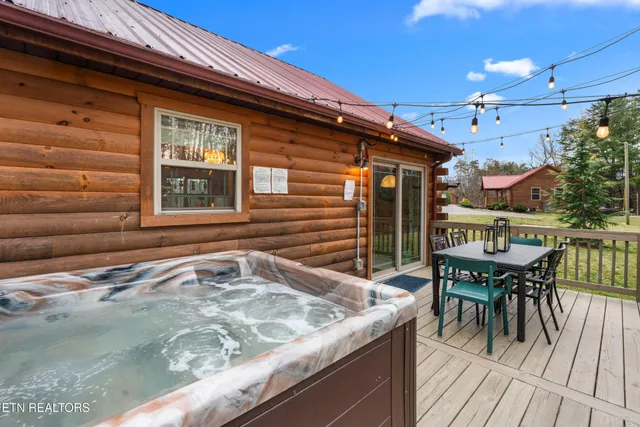 $549,000 | 1132 Pinyon Circle, Sevierville, TN 37863