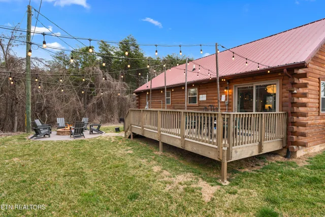 $549,000 | 1132 Pinyon Circle, Sevierville, TN 37863