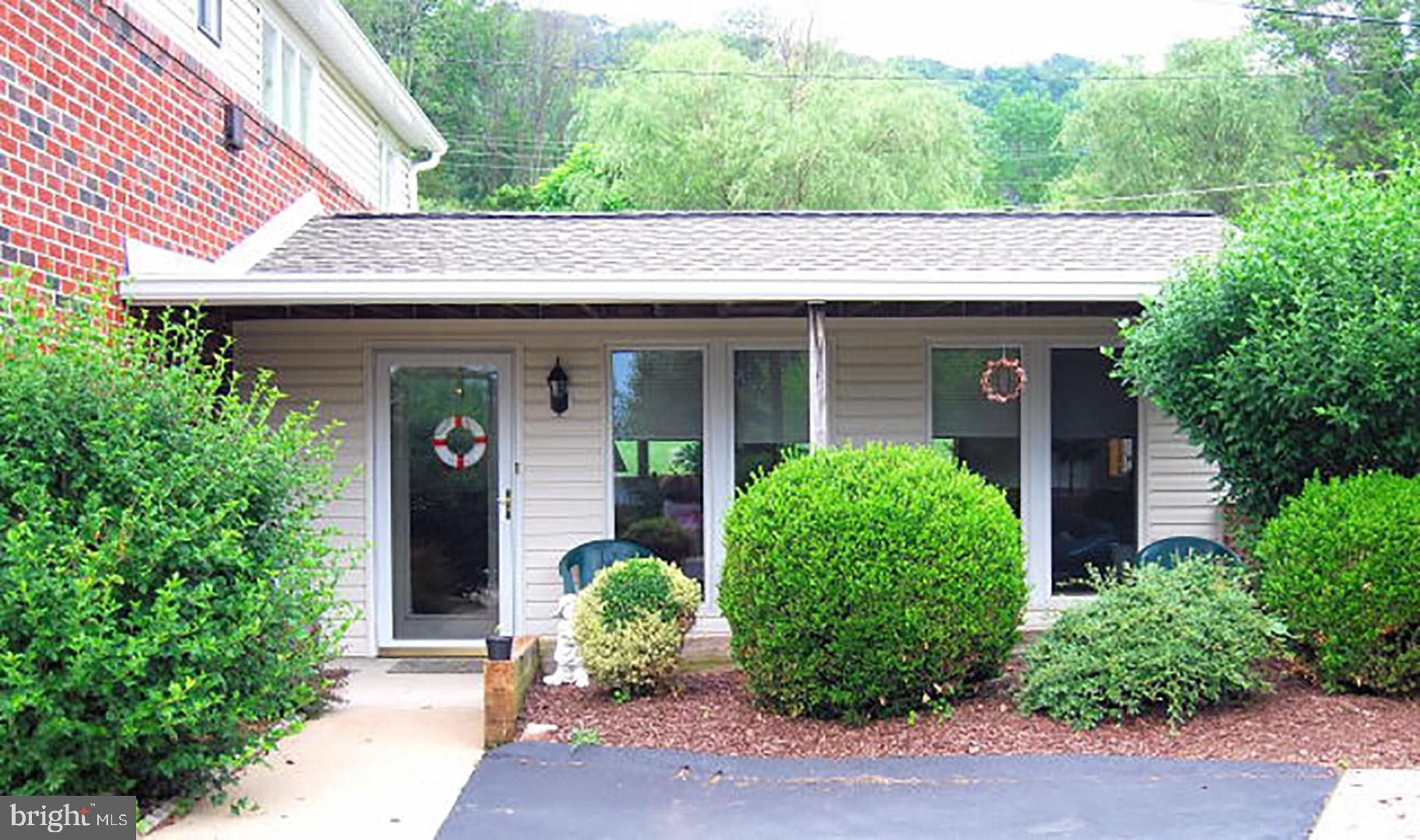2323 Alsace Road Reading, PA 19604 - Photo 5 of 49 Entrance to In-law suite