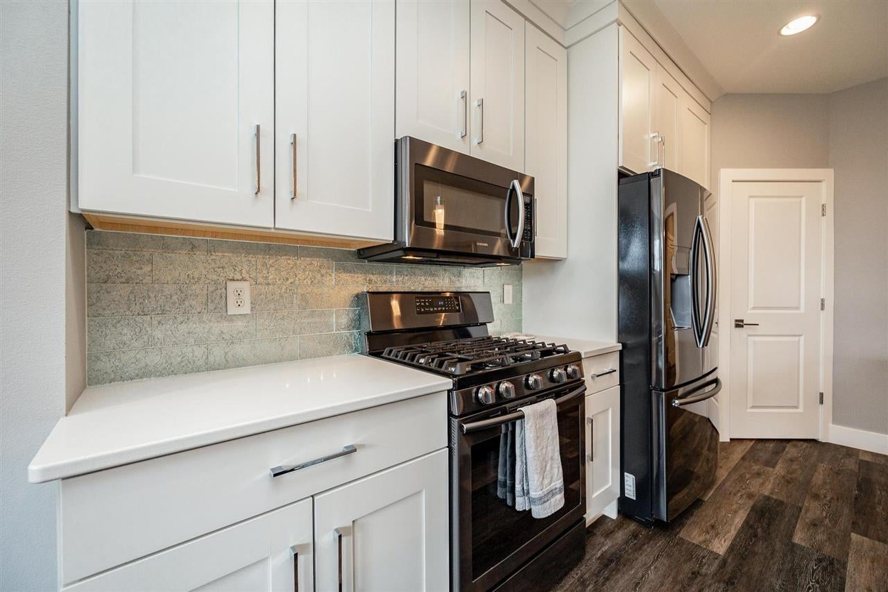 1737 Foster Road Iowa City, IA 52245 - Photo 11 of 46 Gallery Image 11