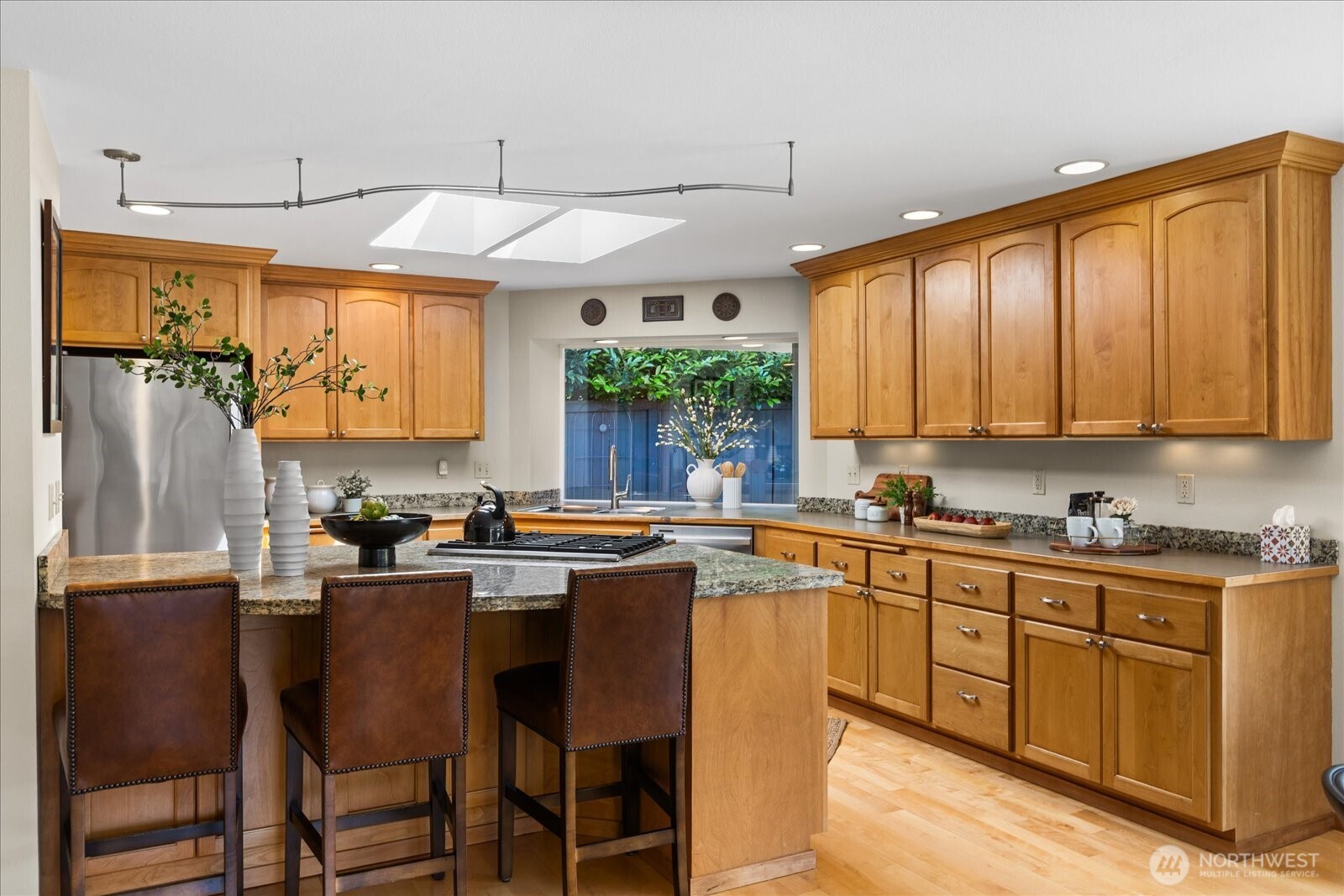 8716 185th Place Southwest Edmonds, WA 98026 - Photo 15 of 40