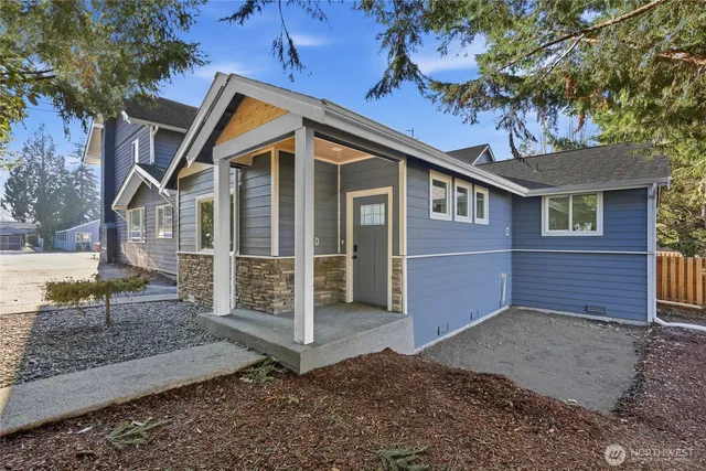 $850,000 | 815 South 96th Street, Tacoma, WA 98444