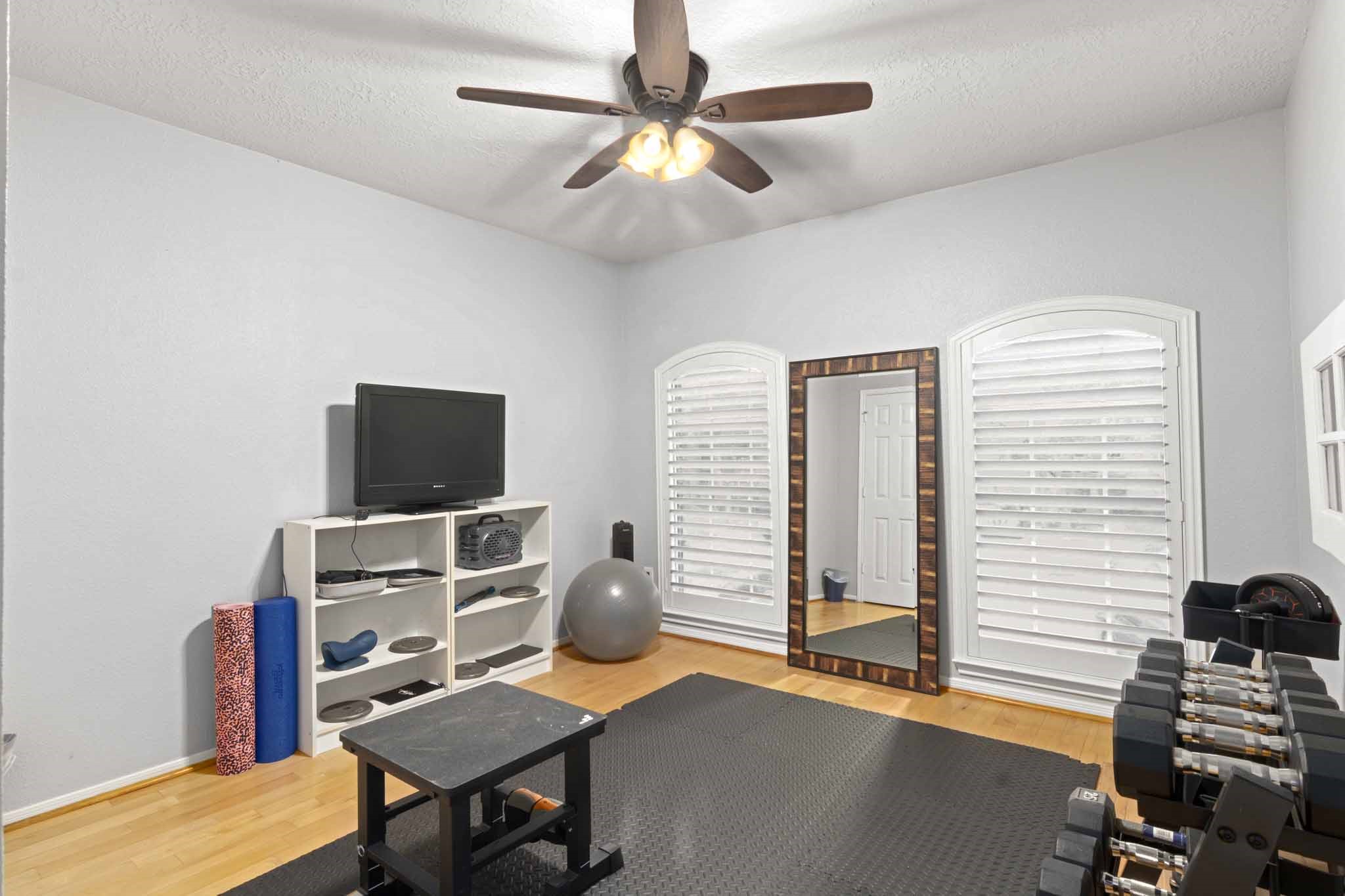 4311 Green Tree Court Pasadena, TX 77505 - Photo 35 of 49 Fourth bedroom.
