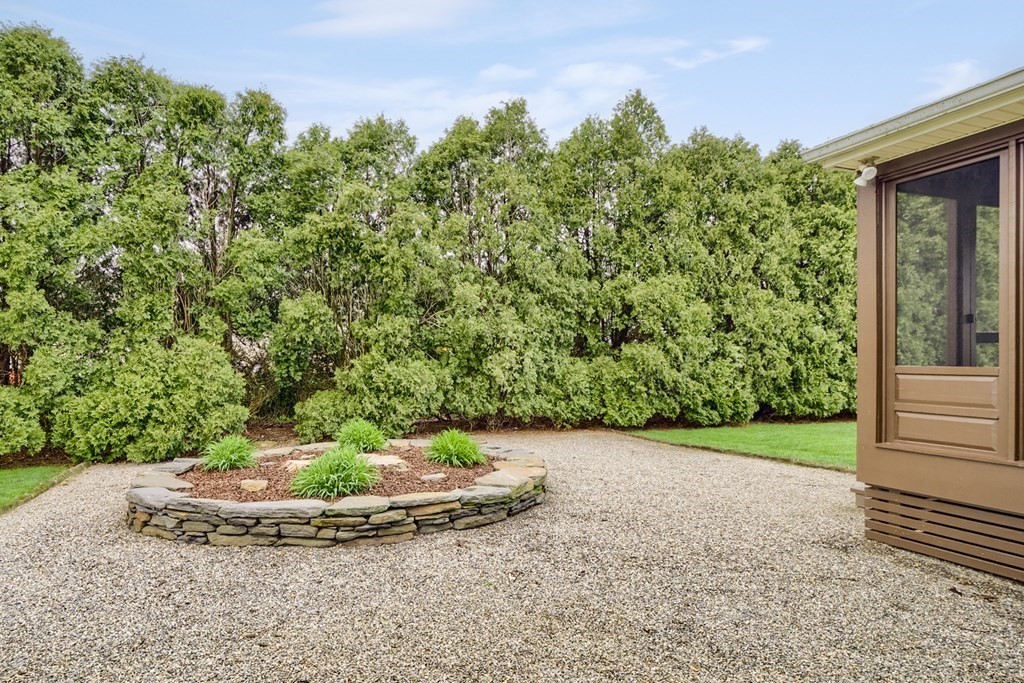 41 Thornton Road Worcester, MA 01606 - Photo 24 of 27 Gallery Image 24